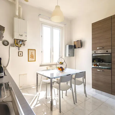Hostly-suite Le Maioliche-near The Tower Pisa