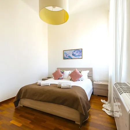 Hostly-suite Le Maioliche-near The Tower *